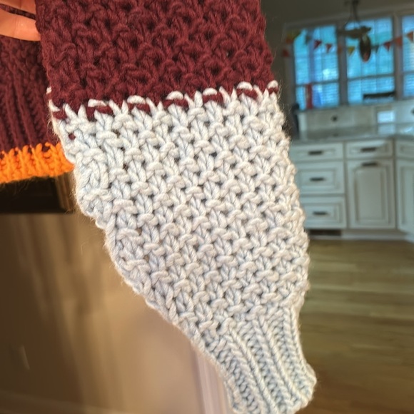 Women’s Anthropologie Sweater - Picture 5 of 7